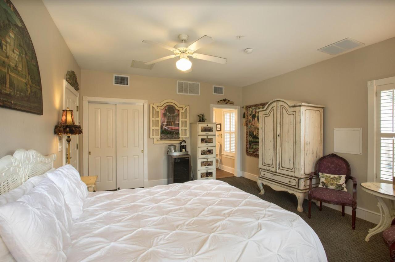 Gruene River & Retreat 4*
