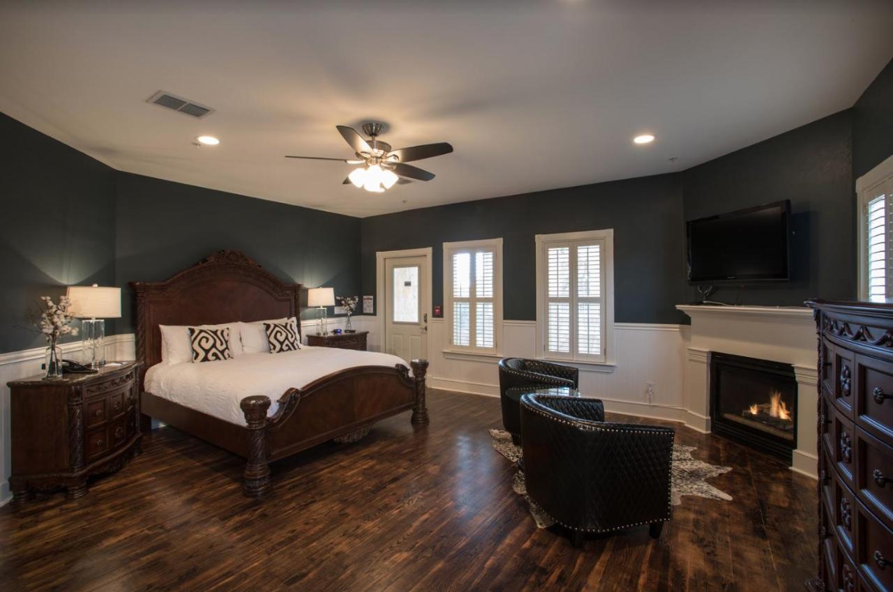 Gruene River & Retreat New Braunfels