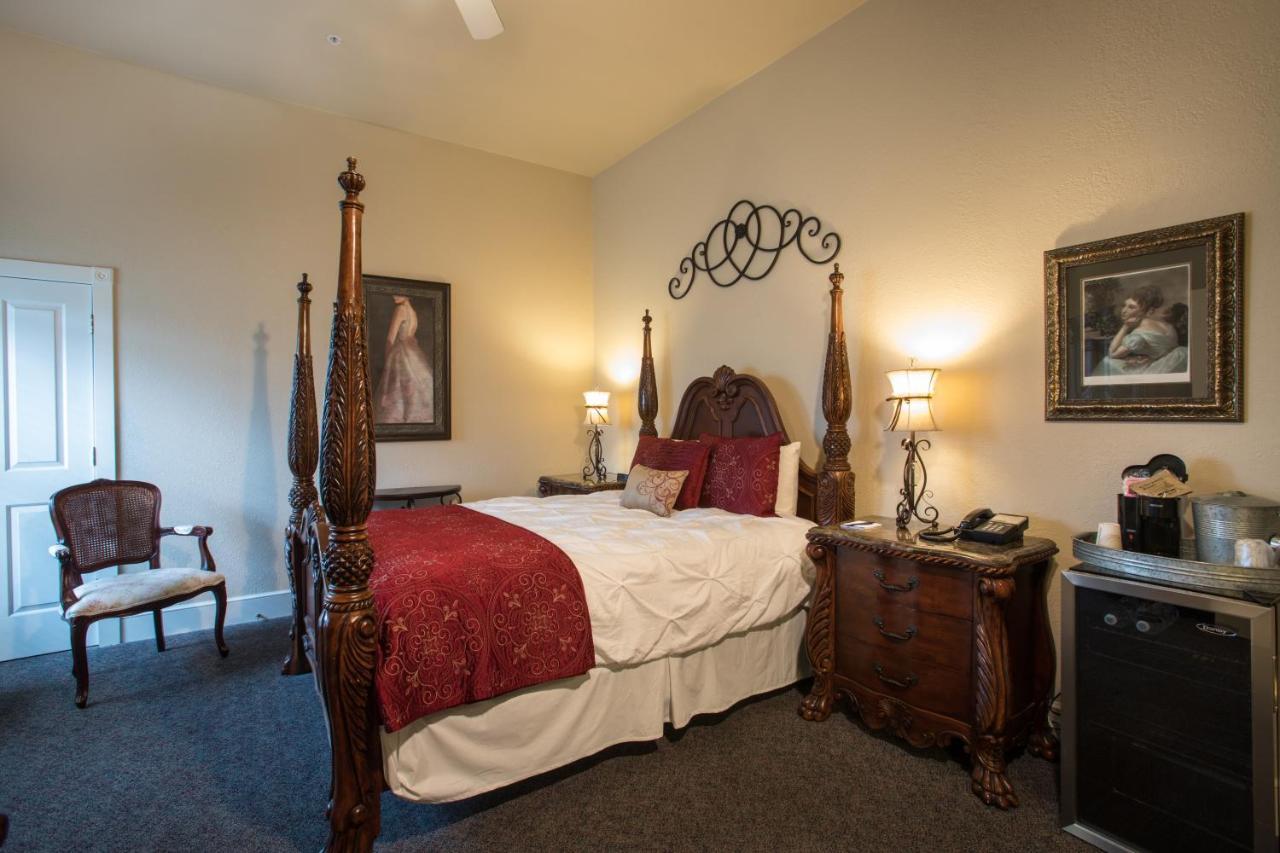 Hotel Gruene River & Retreat 4*